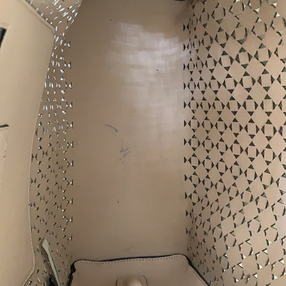 Ann Taylor Shoulder Bag - Picture 4 of 7